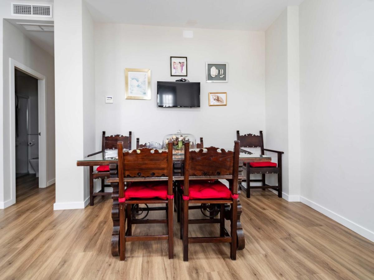 2 Bedrooms 2 Bathrooms - Triana- Sevilla Kültér fotó