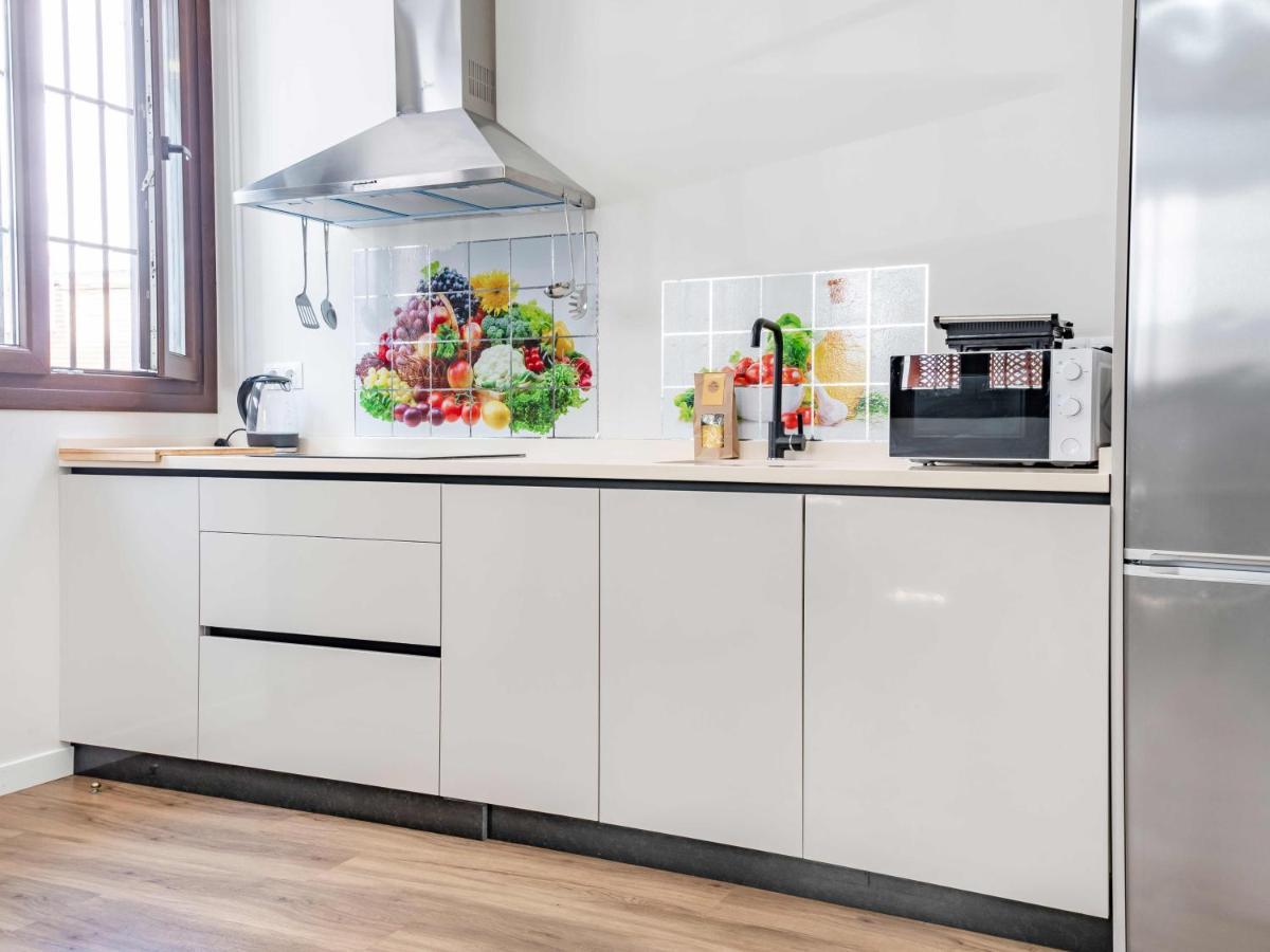 2 Bedrooms 2 Bathrooms - Triana- Sevilla Kültér fotó
